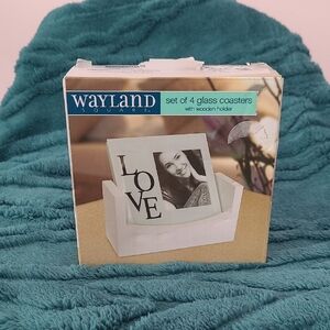Wayland Square Glass Coasters with Wooden Holder - White